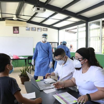 Arranca la aplicación aleatoria de pruebas para detectar Coronavirus, en escuelas y universidades públicas de Yucatán