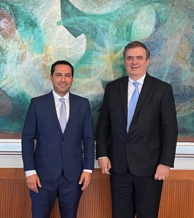 El Gobernador Mauricio Vila Dosal se reunió con el canciller Marcelo Ebrard para presentar los proyectos de inversión que se desarrollan en el estado para impulsar la economía y generación de empleos para los yucatecos